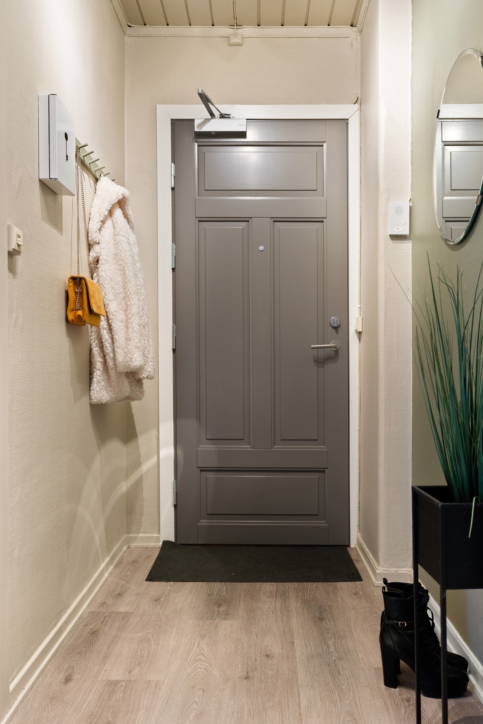 Entré på 2,7 kvm. Galleribilde