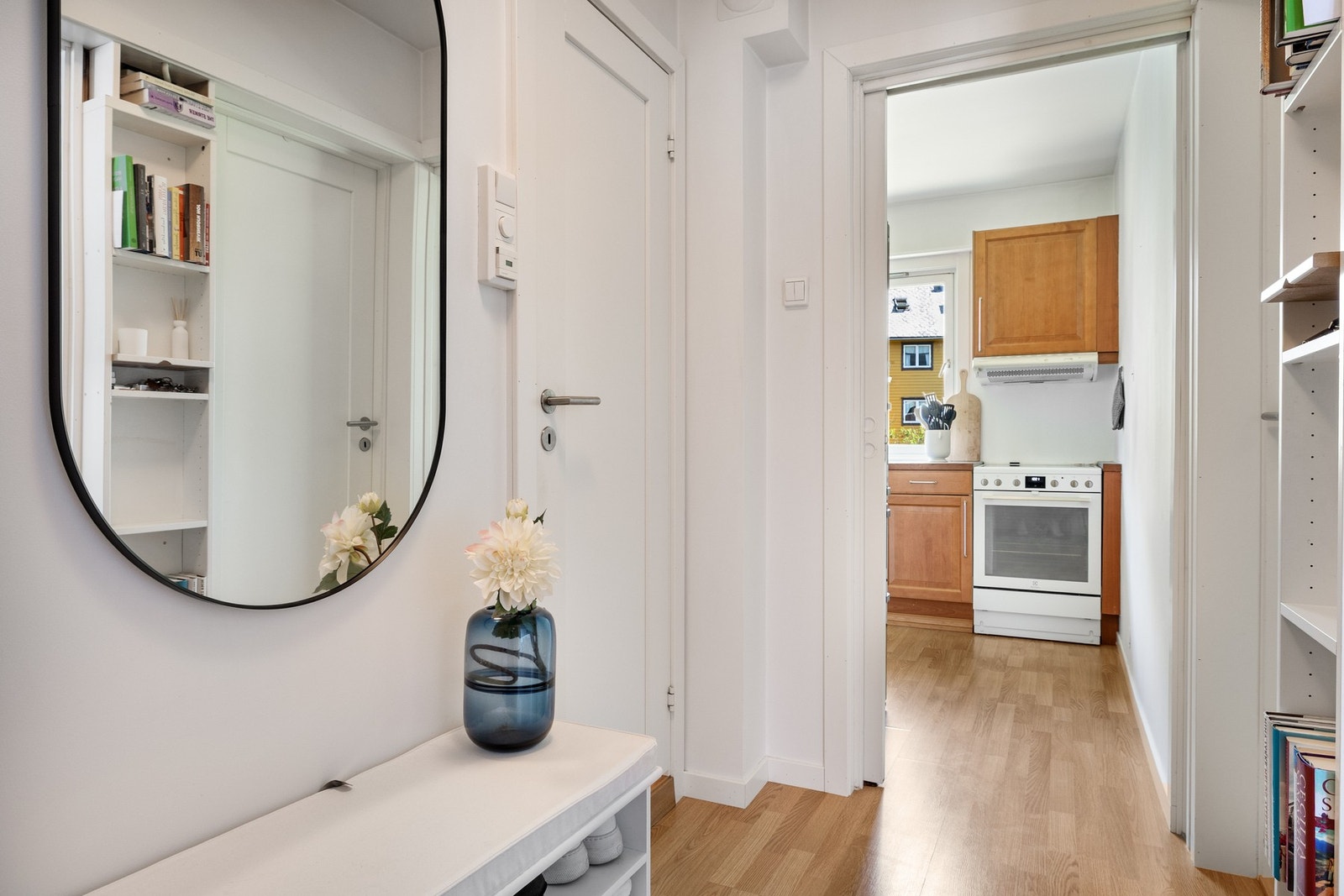 Porttelefon i gang. Galleribilde