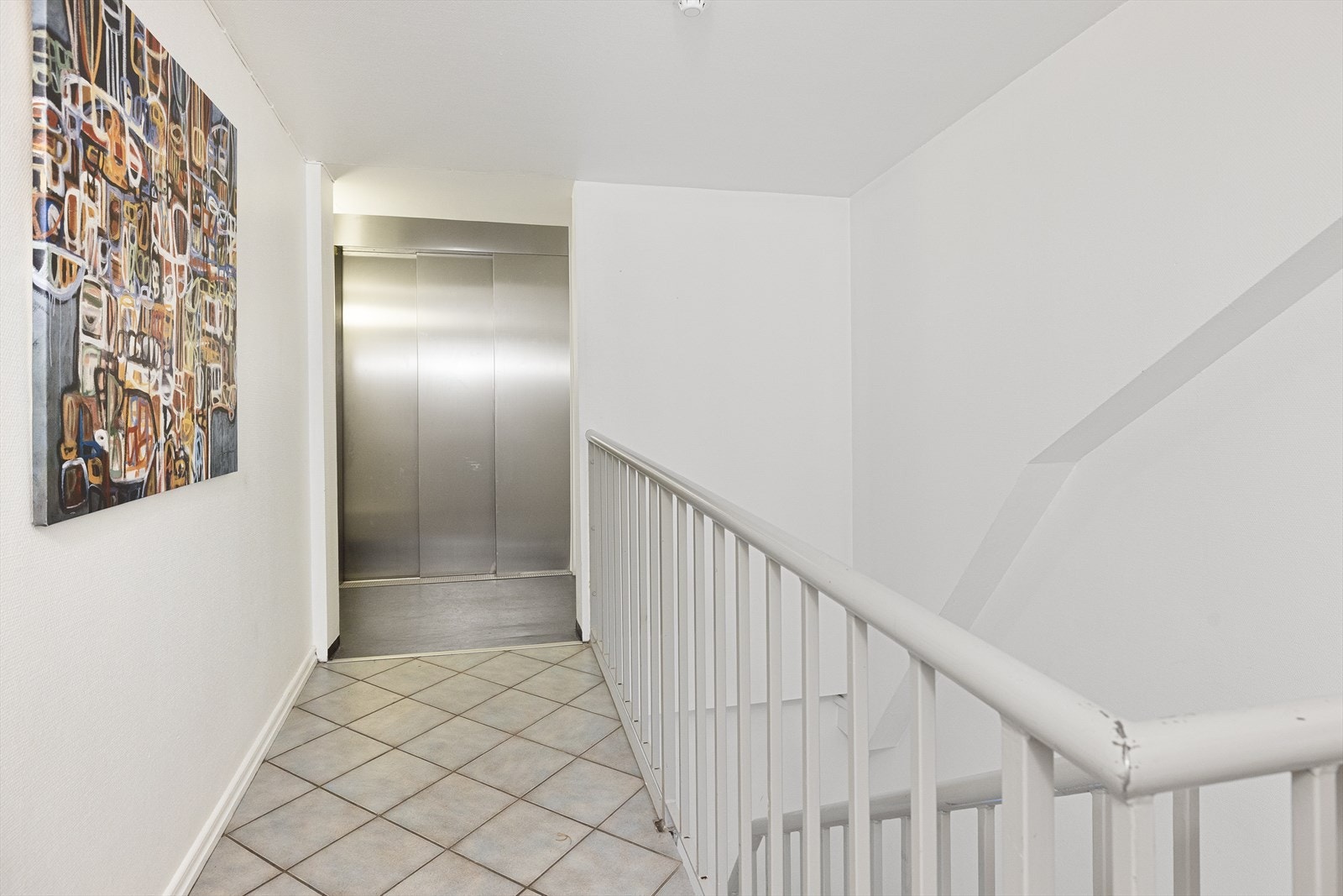 Det er heis i bygget. Galleribilde