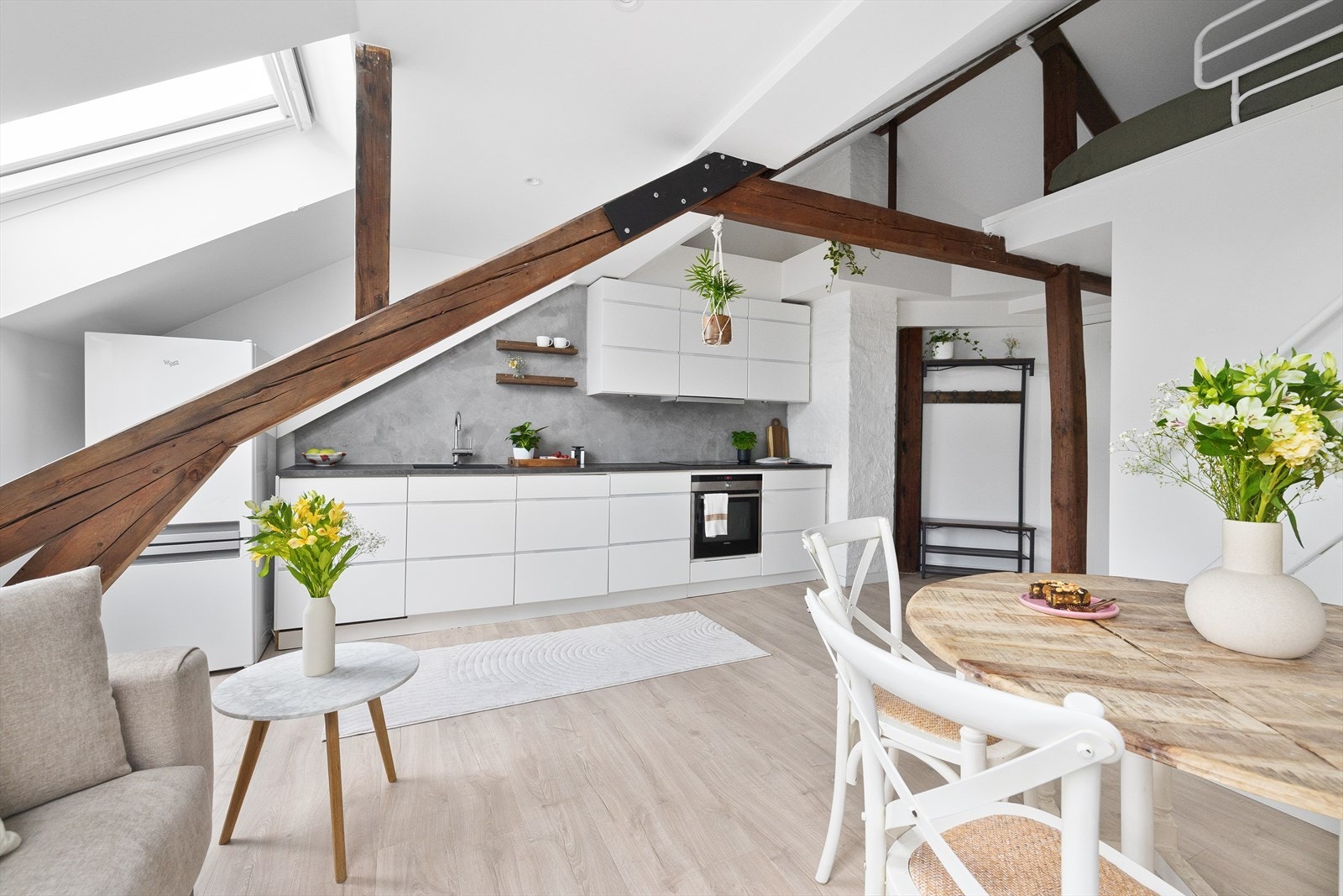 Moderne og stilsikkert kjøkken fra Kvik. Galleribilde