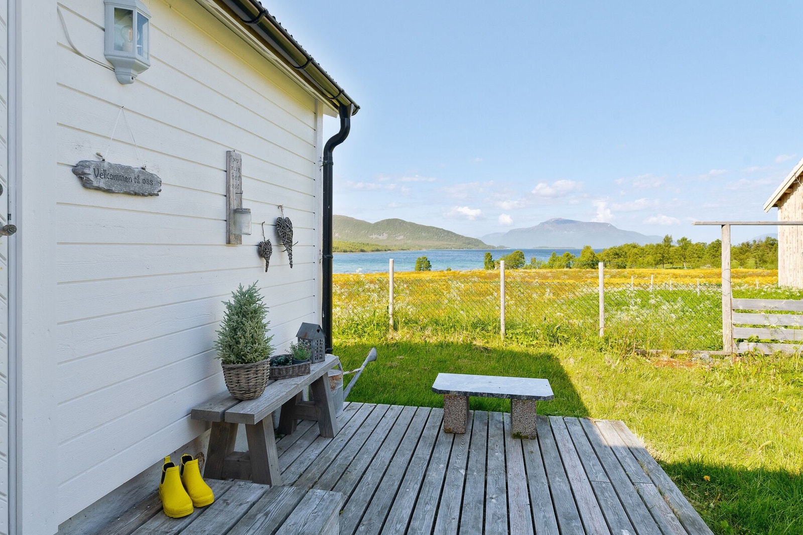 Platting ved inngangsparti. Galleribilde