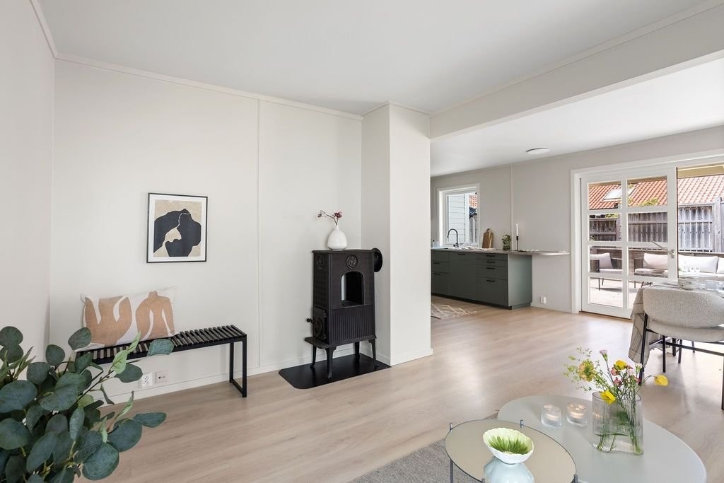 Lys og trivelig stue. Galleribilde