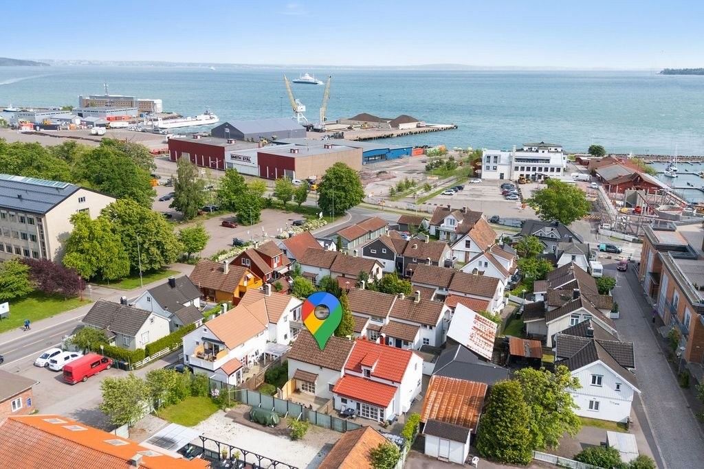 Fantastisk beliggenhet nær sjøen, parken og butikkene i Horten. Galleribilde