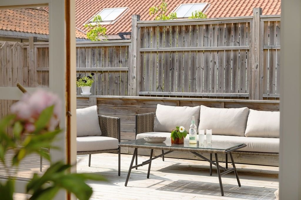 Utgang fra stue til terrasse. Galleribilde