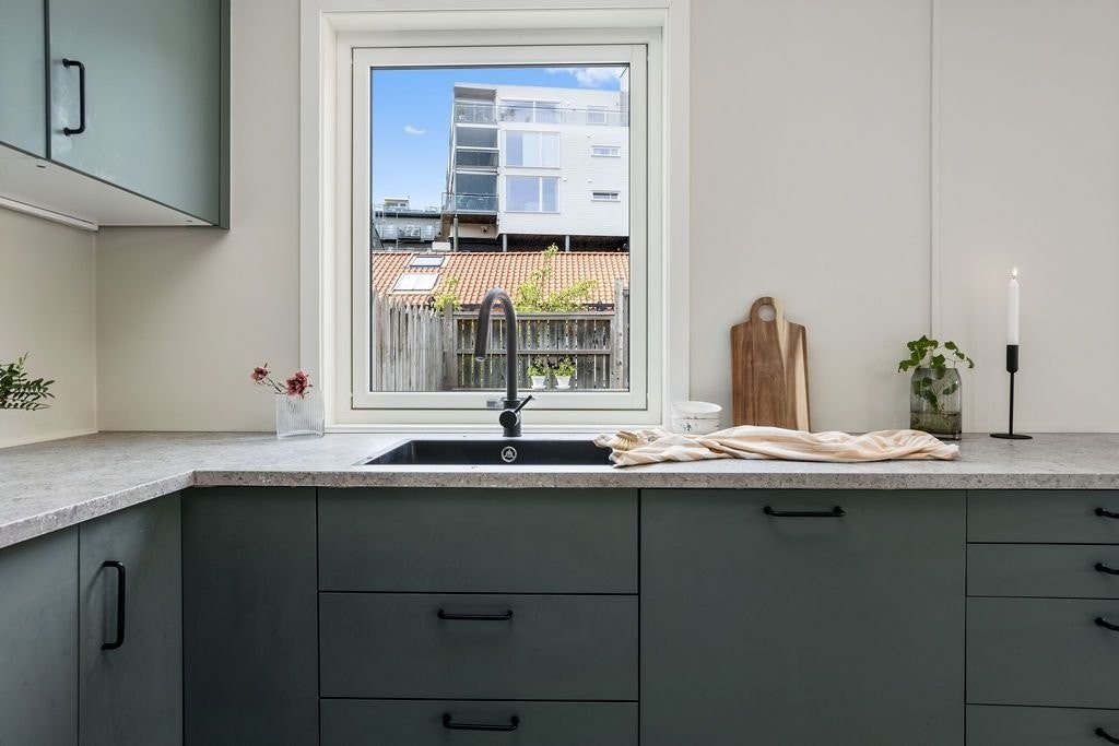 Elegant og praktisk kjøkken, nytt i 2023. Galleribilde