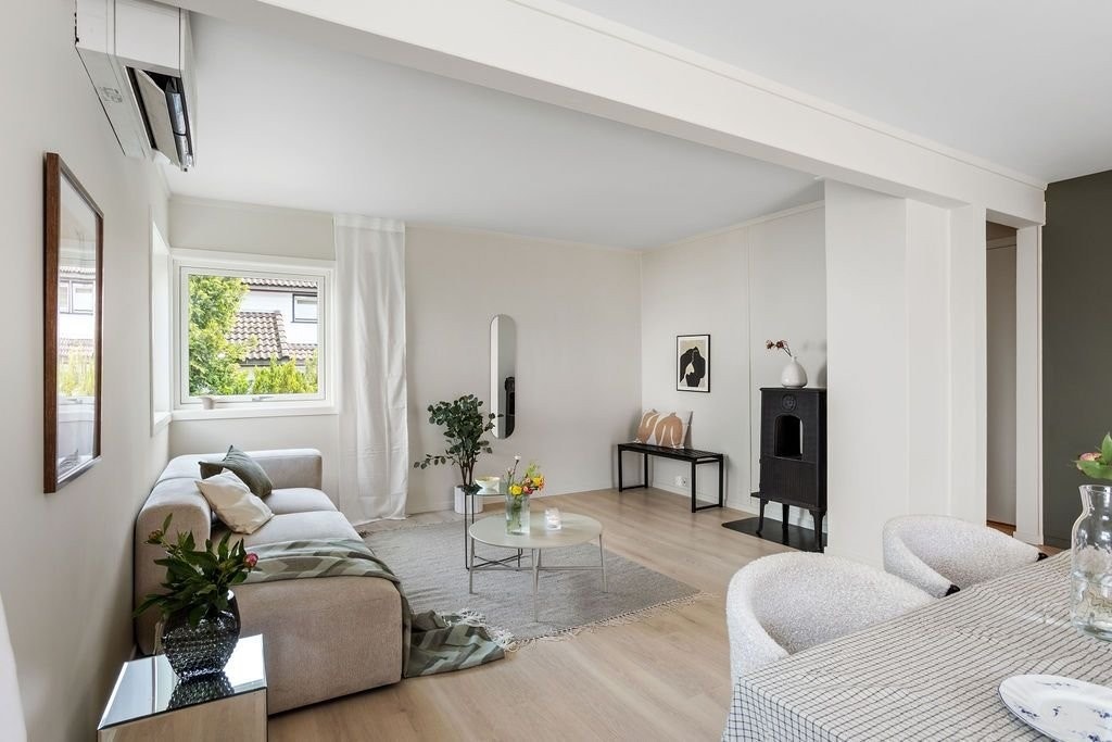 Lys og trivelig stue. Galleribilde