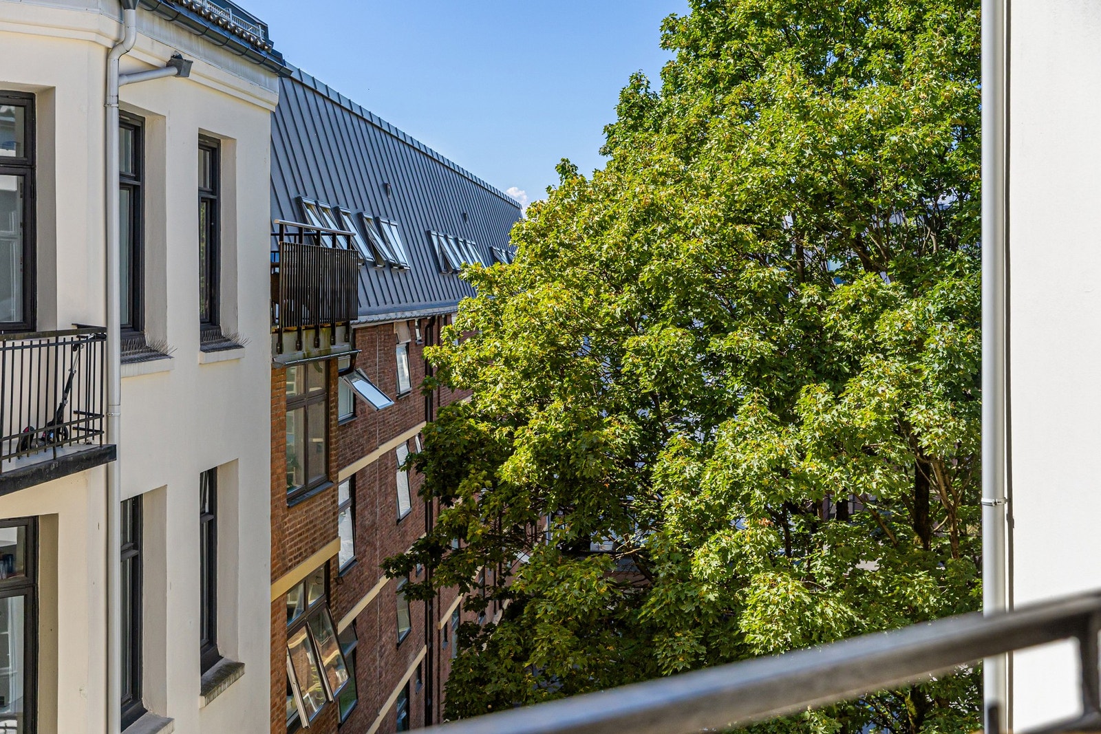 Hyggelig utsyn fra balkongen. Galleribilde