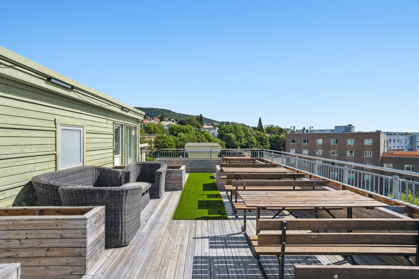 Rikelig med sitteplass til deg og gjestene dine. Galleribilde