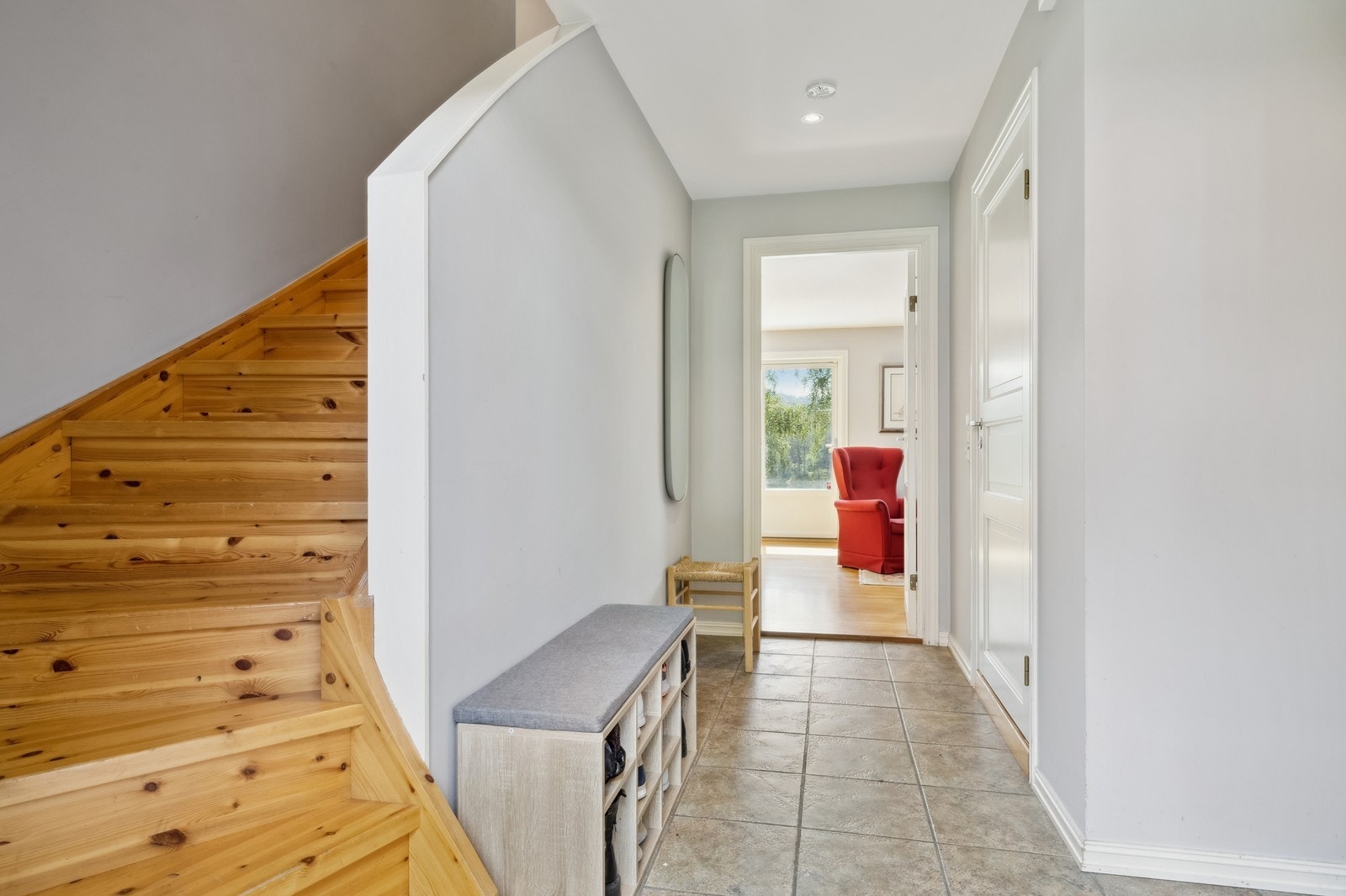 Entré/trapperom Galleribilde