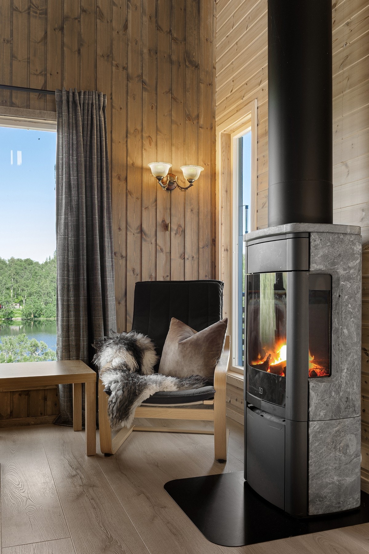 Flott vedovn - effektiv oppvarming og ekstra hygge:) Galleribilde