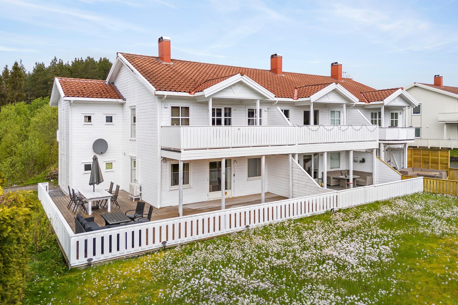 Proaktiv Eiendomsmegling v/ Jon Kristian Valderhaug Røsok har gleden av å presentere Kringlevegen 27. Galleribilde