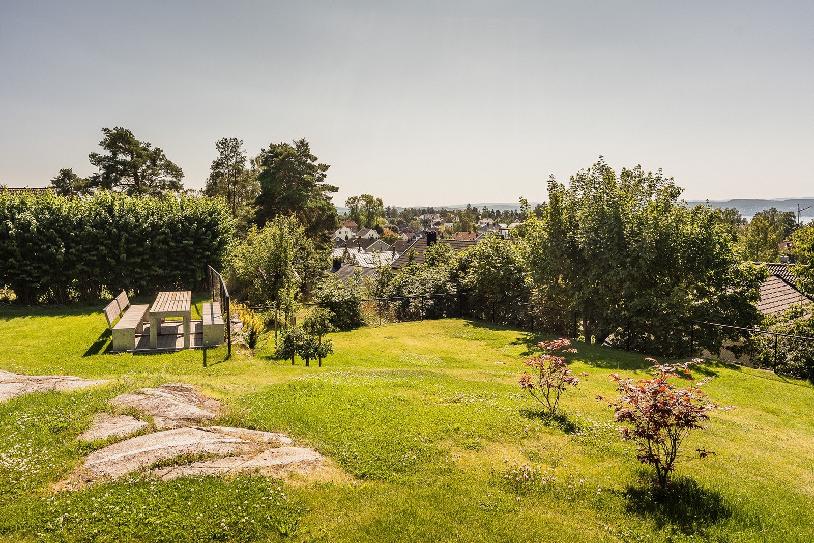 Fine felles arealer. Bilfritt og trygt for barn. Galleribilde