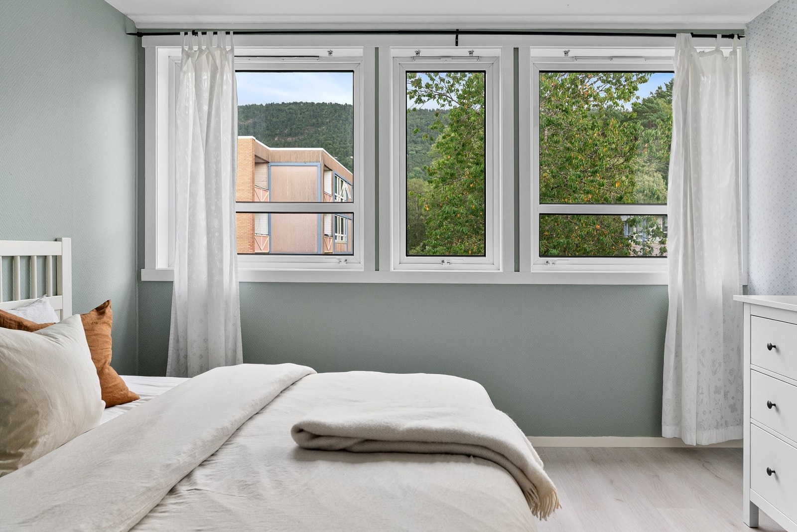 - Malt i en behagelig grønntone - Galleribilde