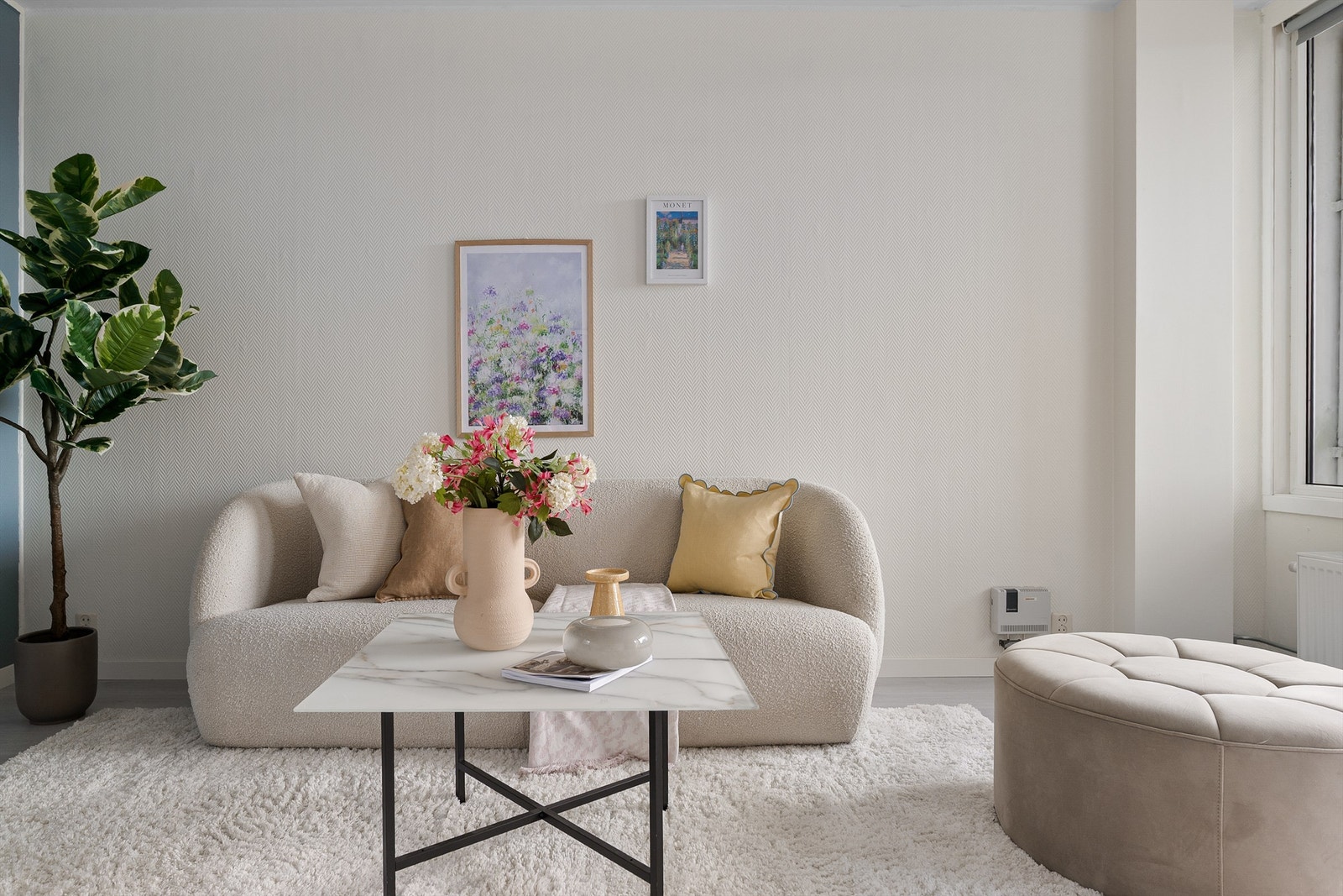 - Deilig lysinnslipp fra store vindusflater - Galleribilde