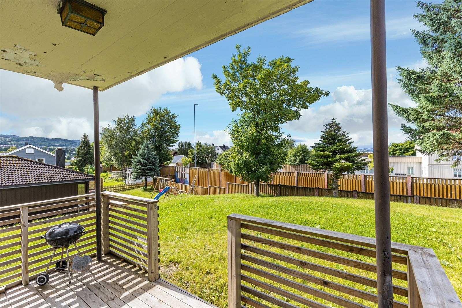 Det er bare 560 meter til Nardo Centeret, som har bl.a. dagligvare, spisesteder og helsetjenester. Galleribilde