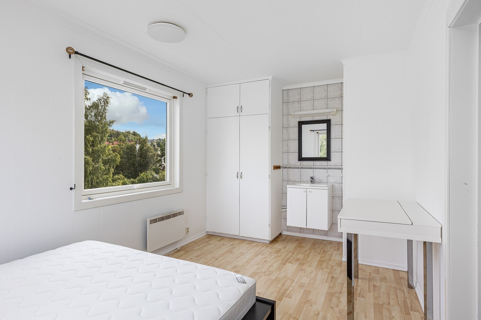 På noen av hyblene er det veggmontert servant. Galleribilde