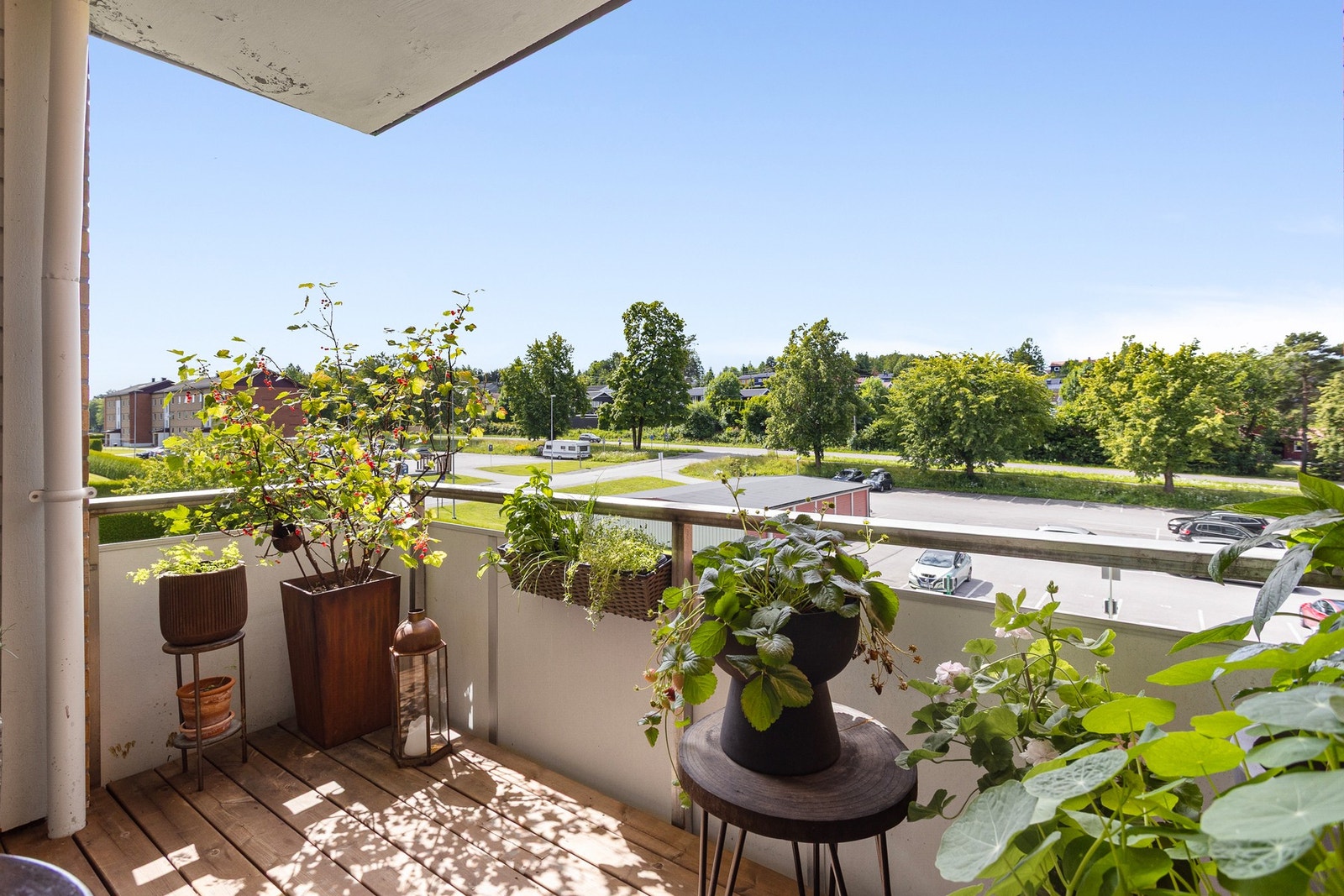 Deilig balkong med masse sol Galleribilde