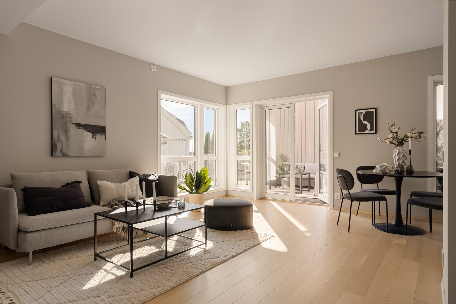 Martin Bauer v/ASK Foss har gleden av å presentere Sagaveien 48. Galleribilde