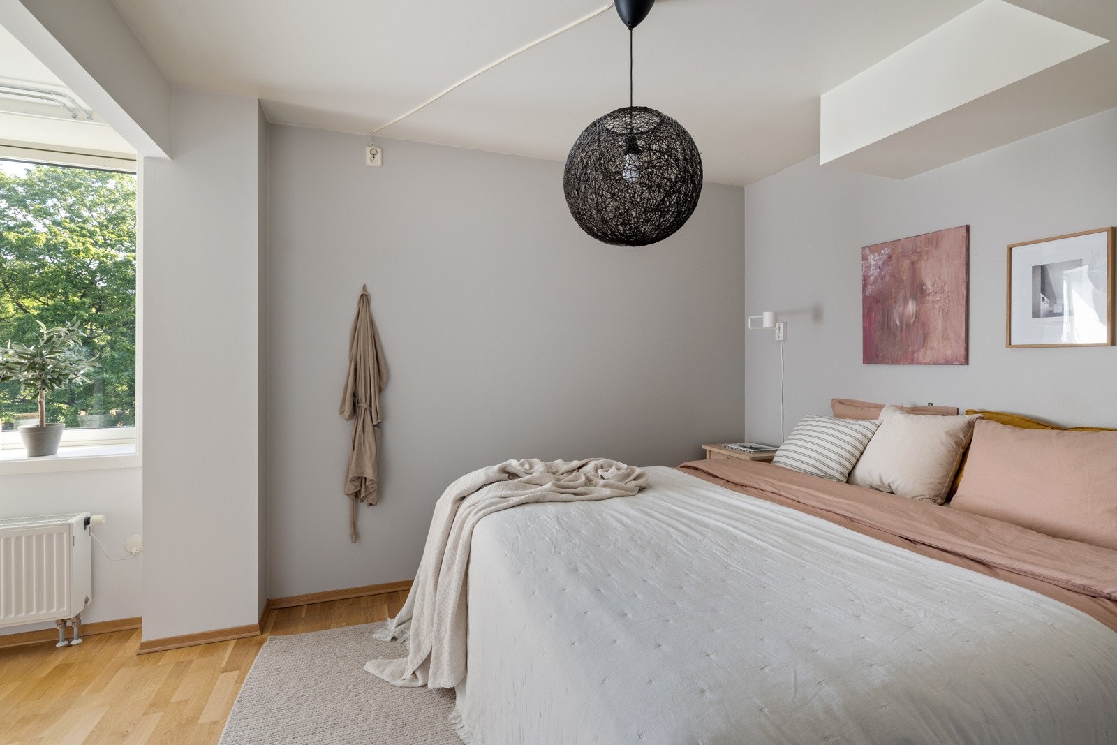 Leiligheten har to fine soverom. Galleribilde