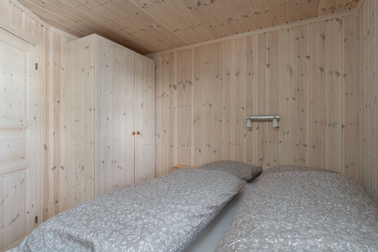 Garderobeløsning soverom 2. Galleribilde