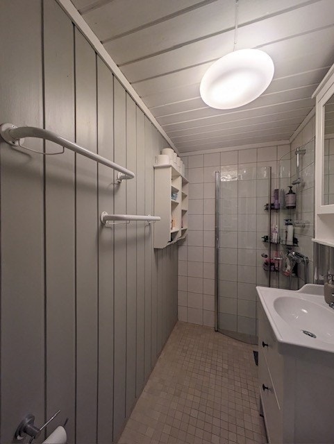 Bad - 2. Etg. Galleribilde