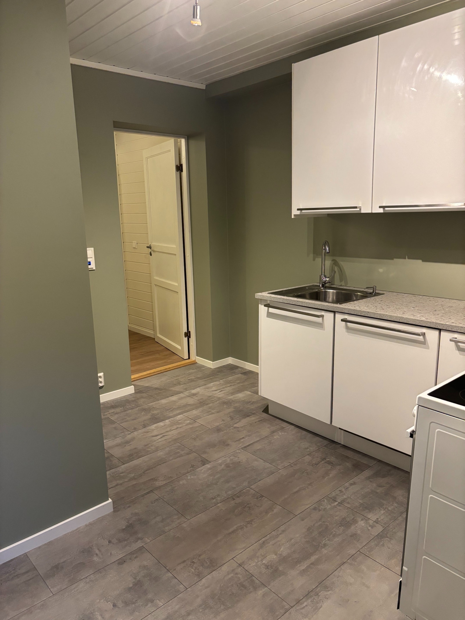 Kjøkken, fra inngang Galleribilde