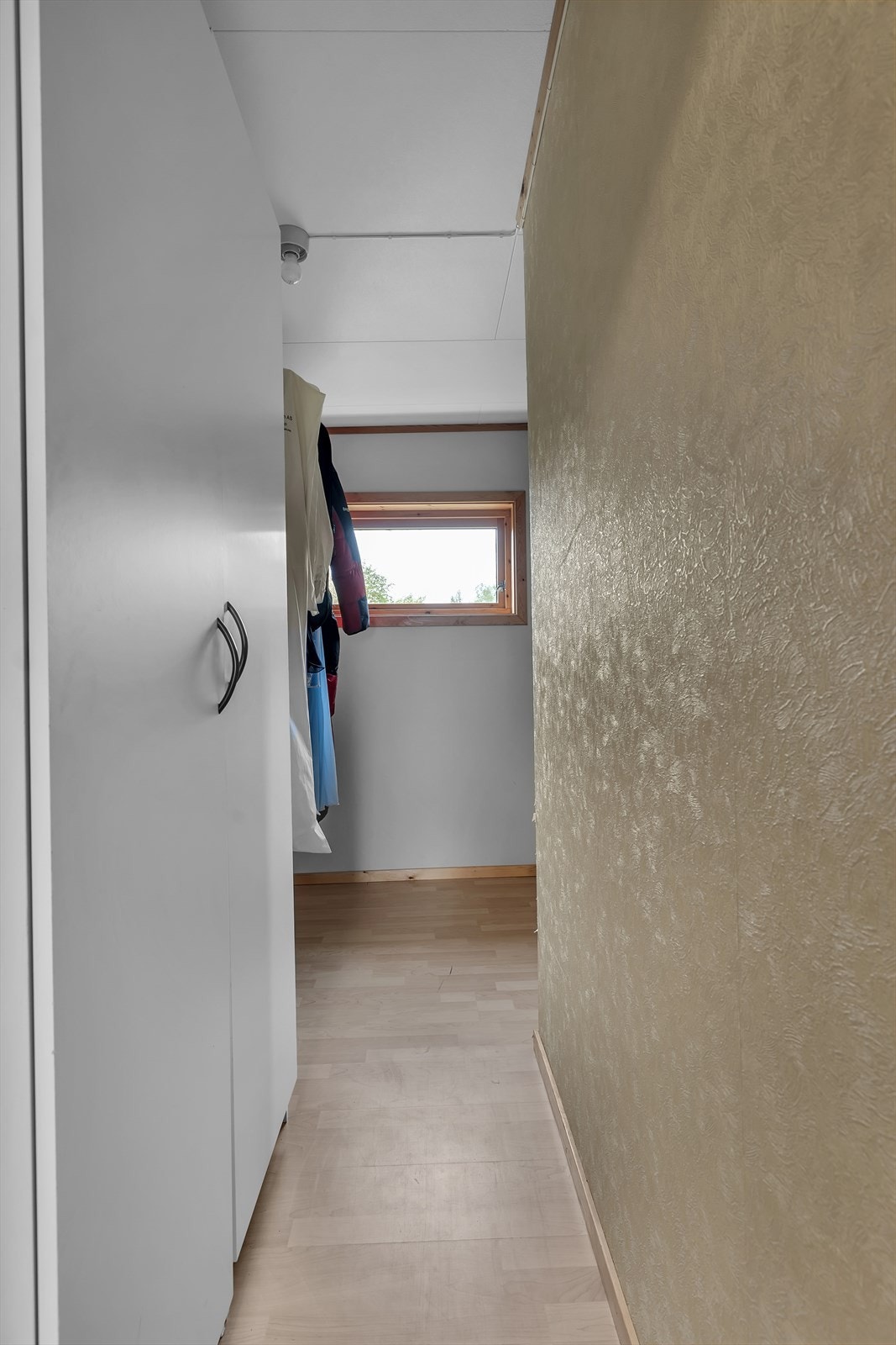 Bodrom på loft Galleribilde