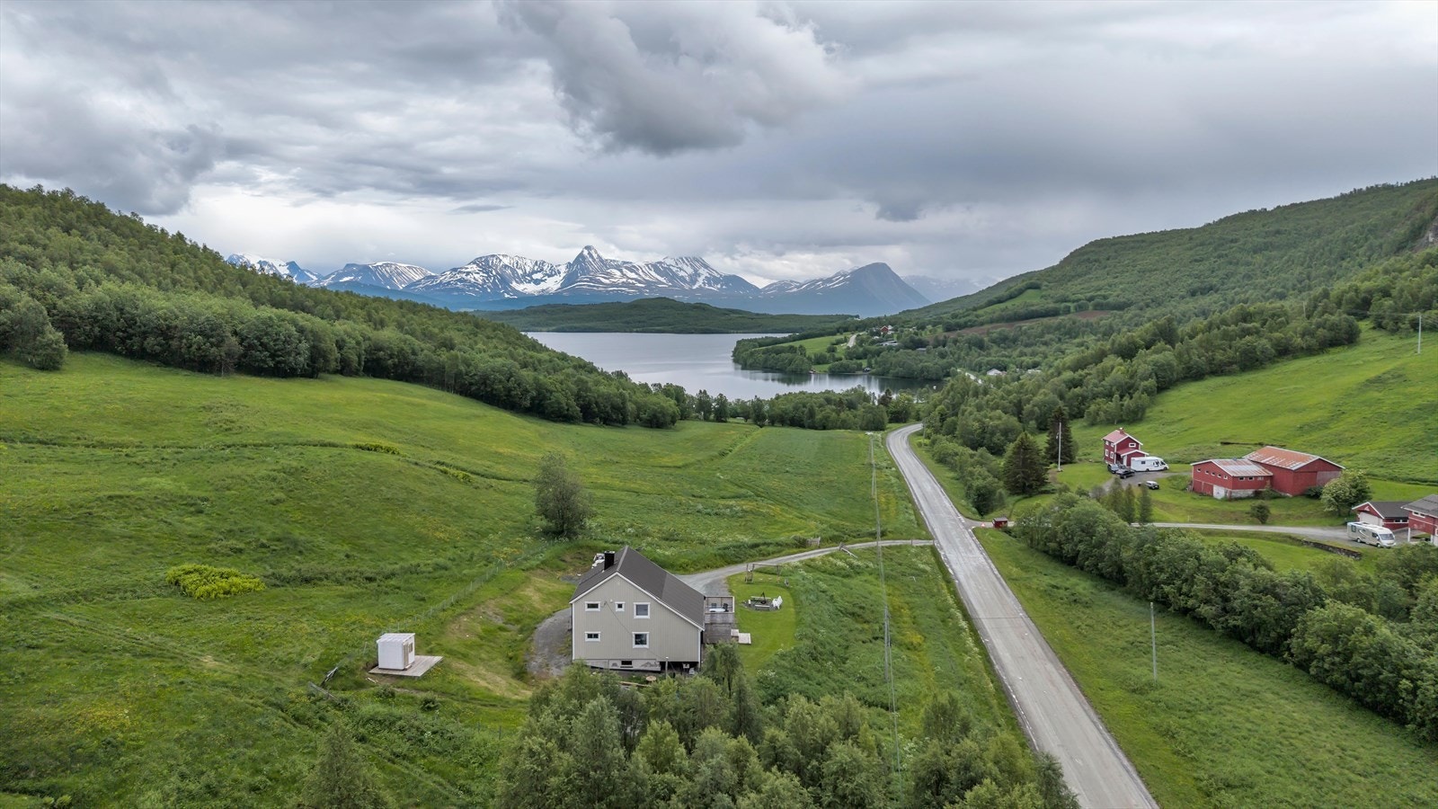 Velkommen til Petersborgveien 557 presentert av Hjem Eiendomsmegling Galleribilde