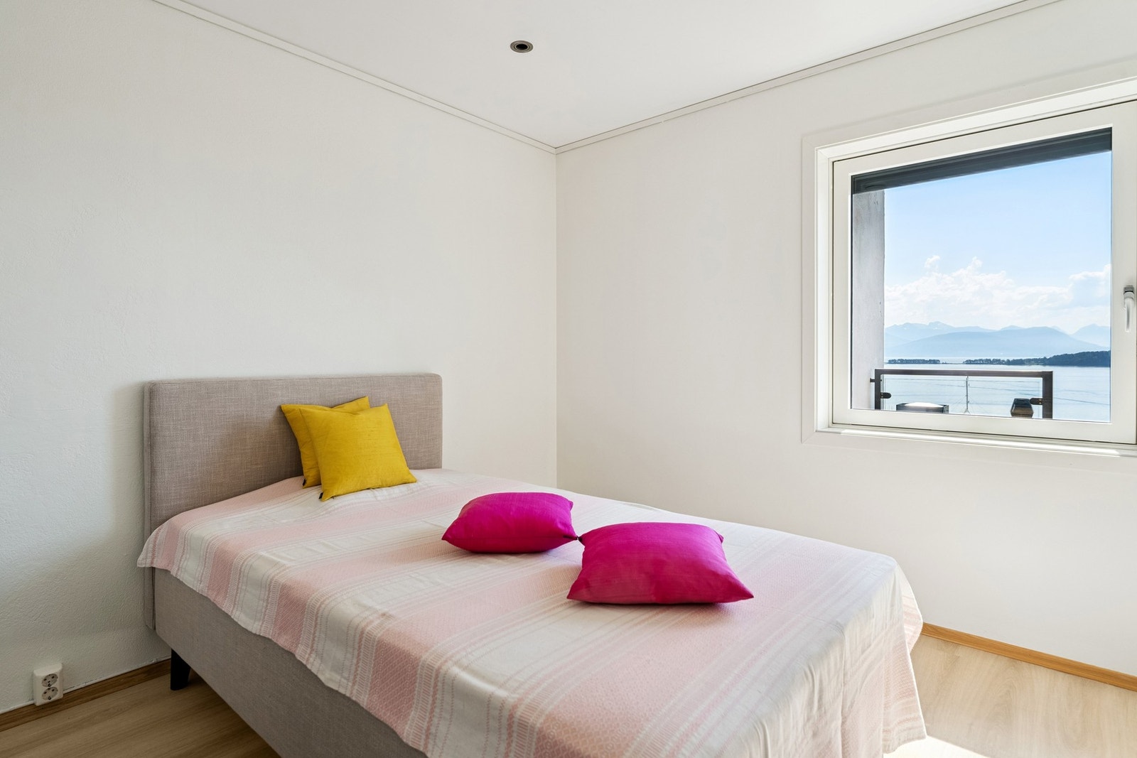 Fin utsikt også fra soverommet Galleribilde