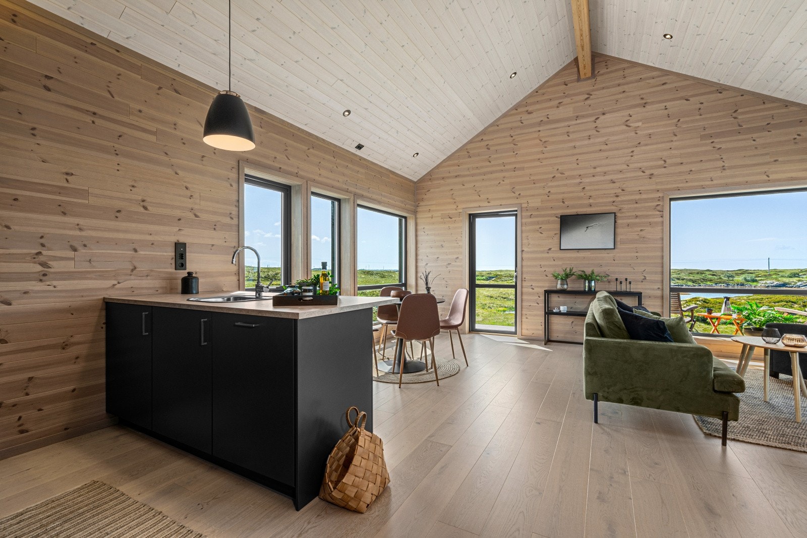 Stue/kjøkken. Galleribilde