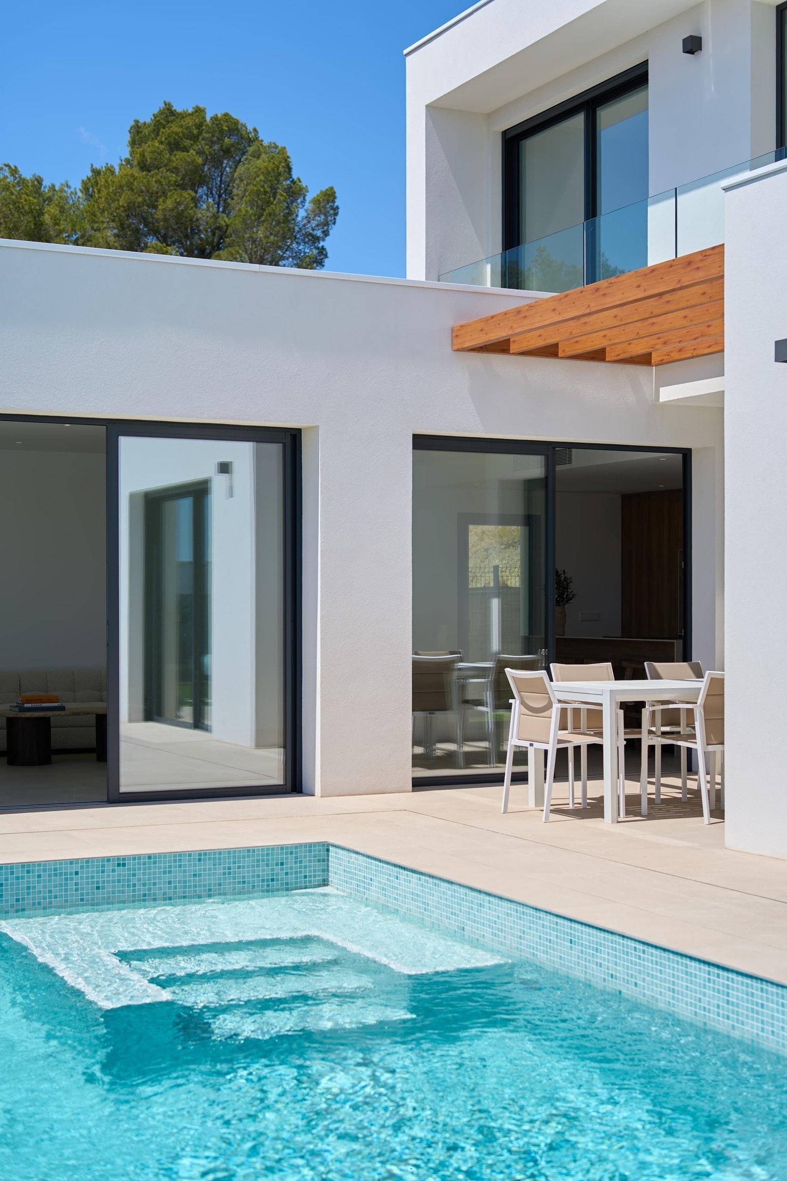 Perfekte solforhold, rolig område med hyggelige turområder Galleribilde