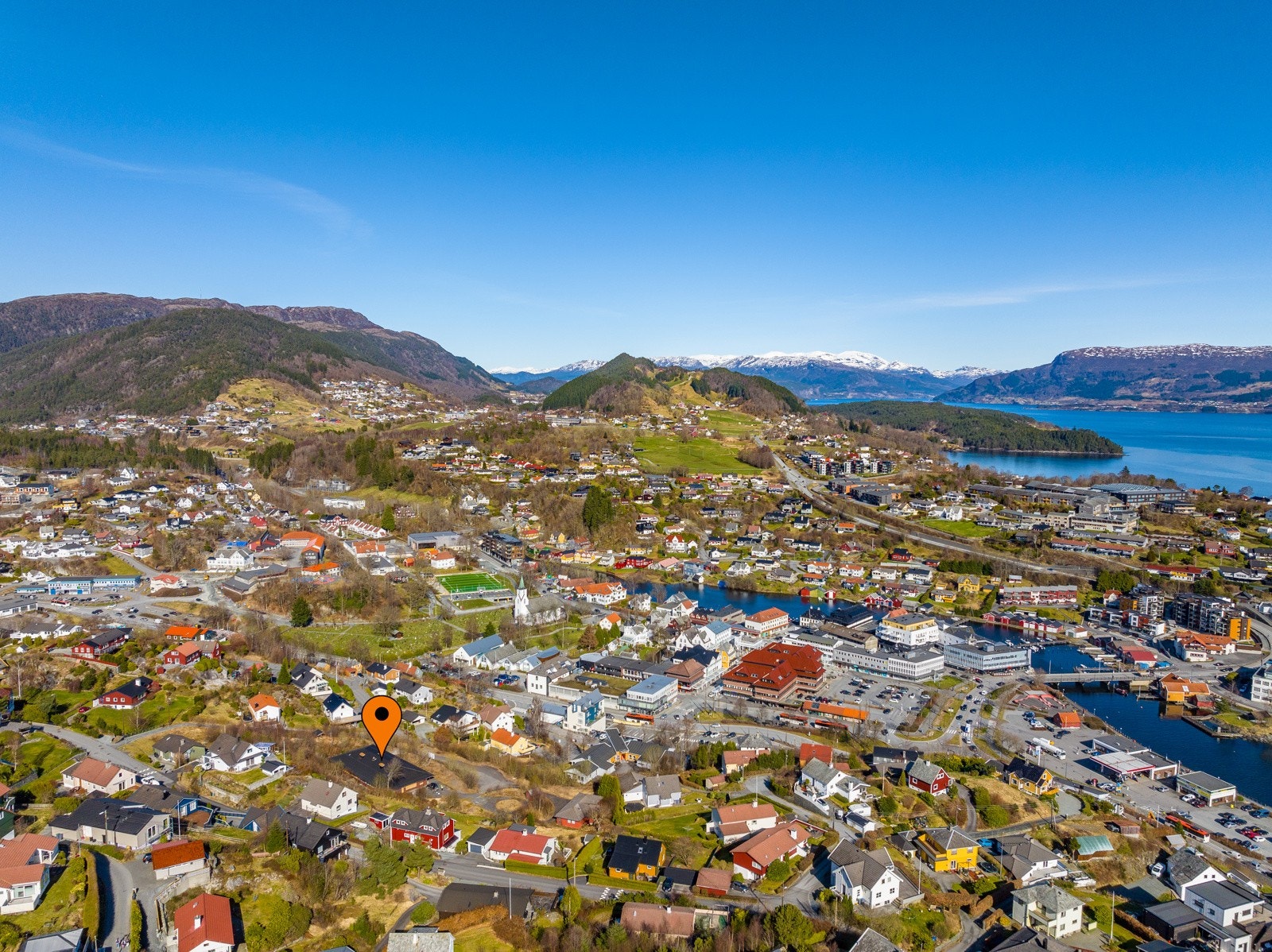 Stegen 12 har en flott plassering like over Os sentrum Galleribilde