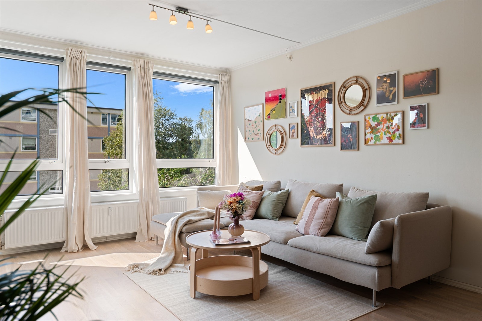 - Innredet med radiatorovn som varmer godt på kalde dager - Galleribilde