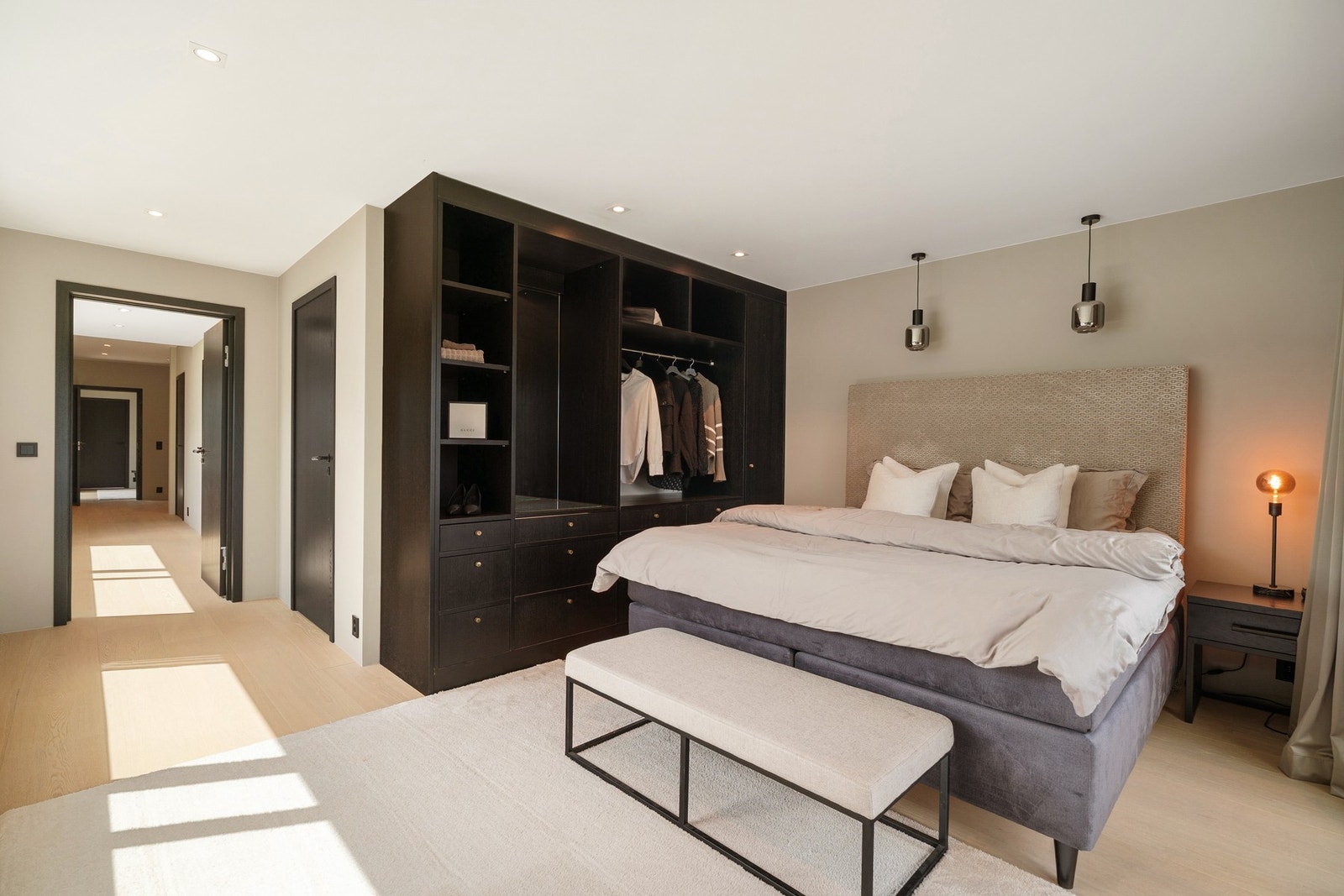 Soverom 3 i 2.etasje med eget bad. Galleribilde