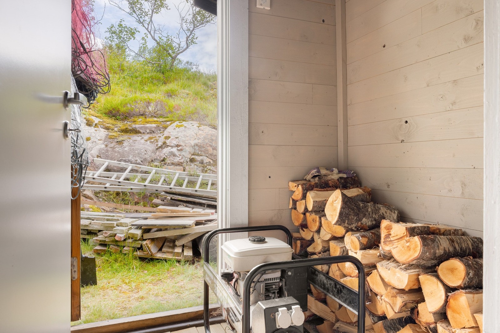 Vedbod. Galleribilde