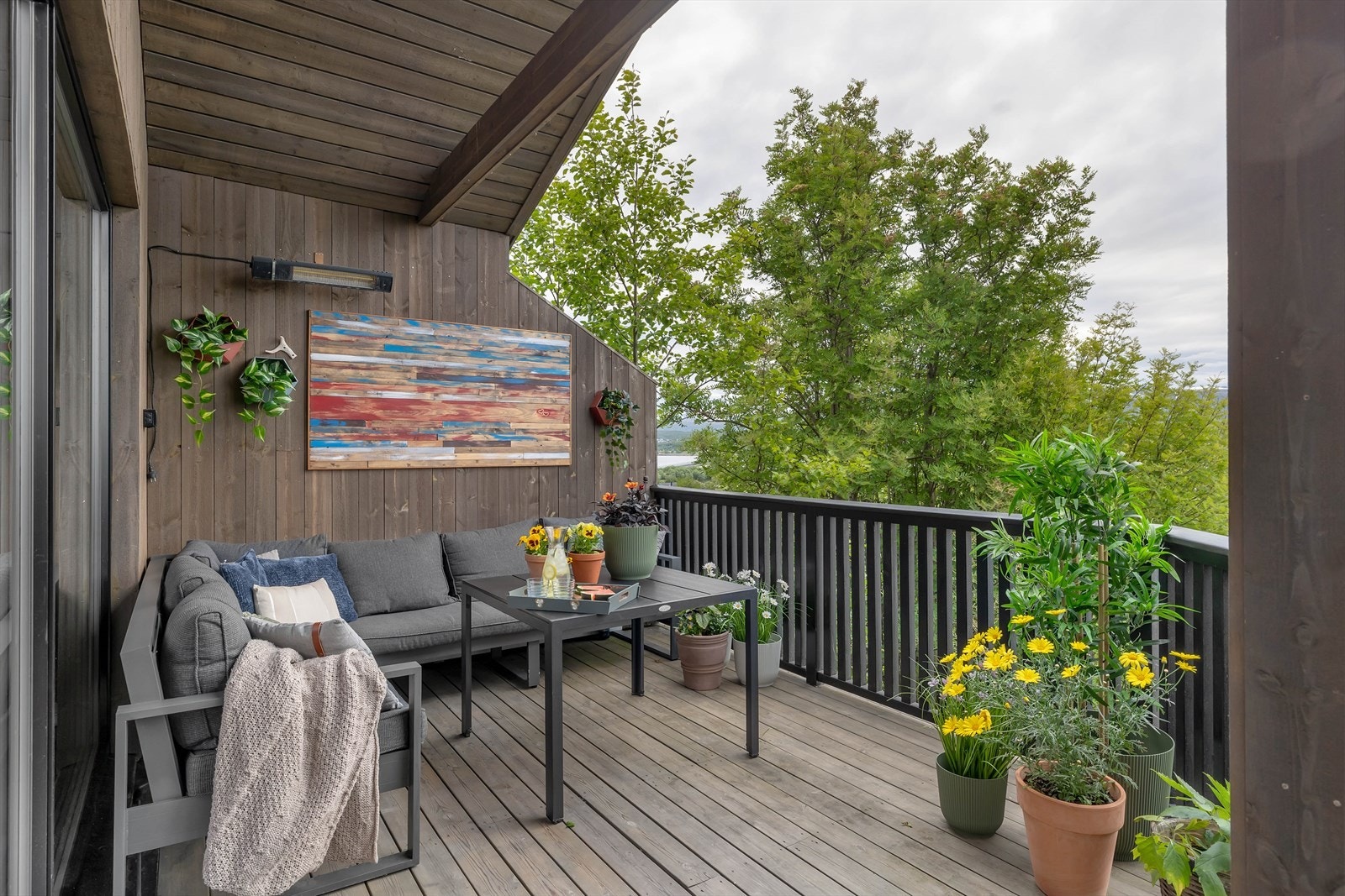 God plass til utemøbler Galleribilde