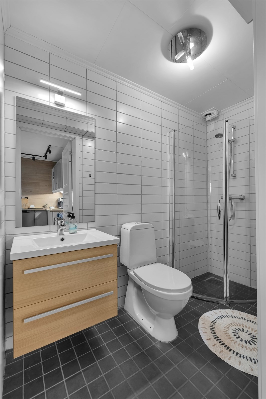 Bad utleiedel Galleribilde