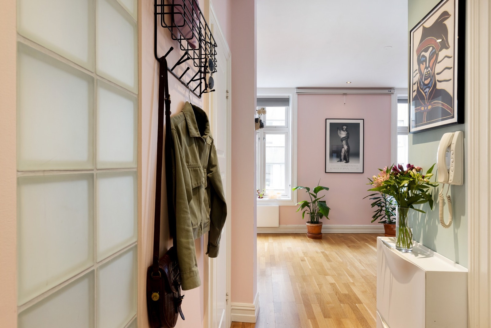 Velkommen inn i det som kan bli ditt/deres nye hjem! Galleribilde