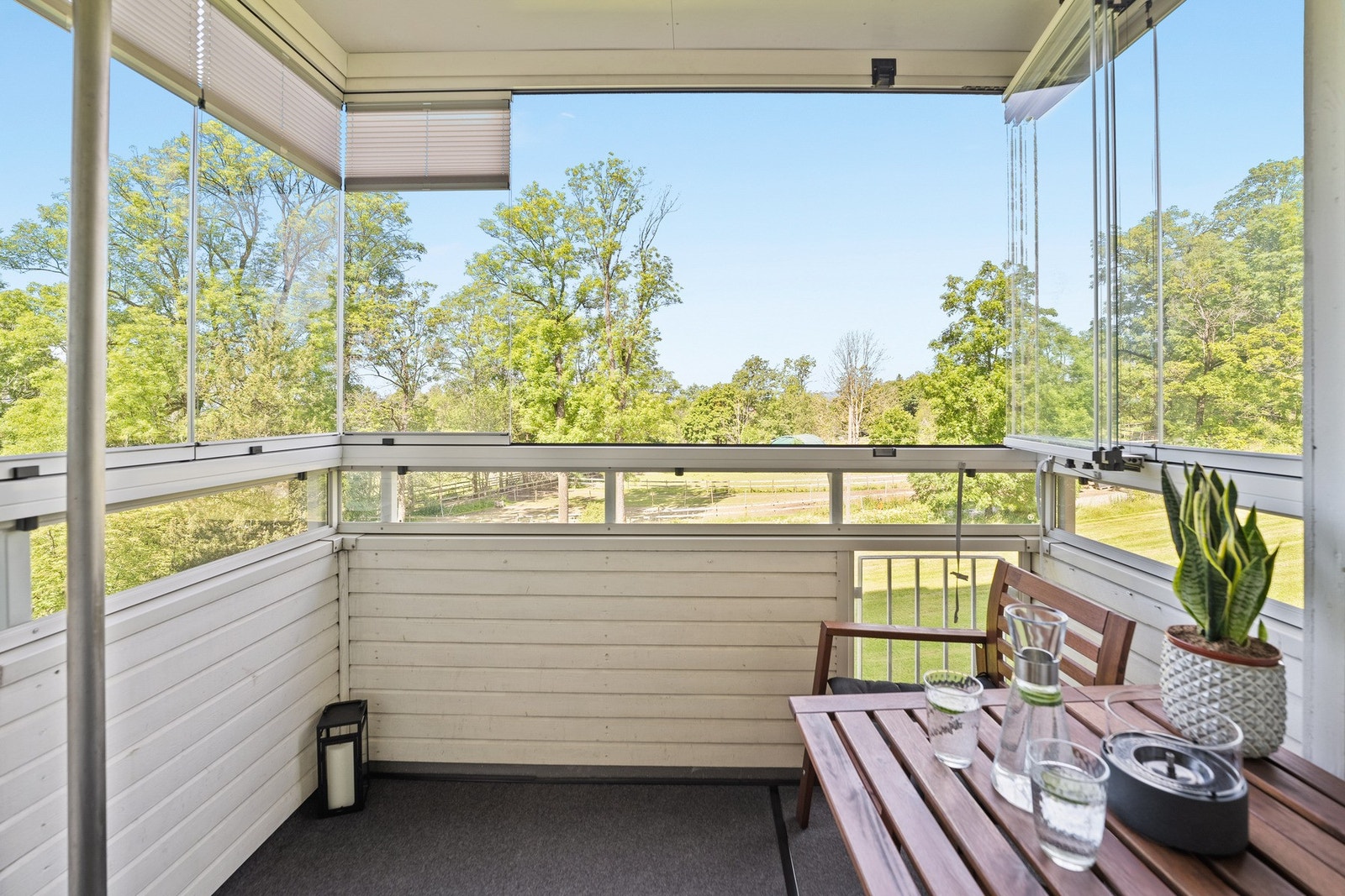 Et perfekt sted for morgenkaffen, ettermiddagsboken eller en rolig kveld. Galleribilde