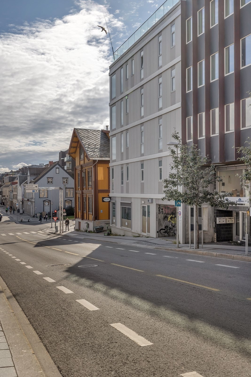 Attraktiv beliggenhet med umiddelbar nærhet til alle sentrums fasiliteter Galleribilde