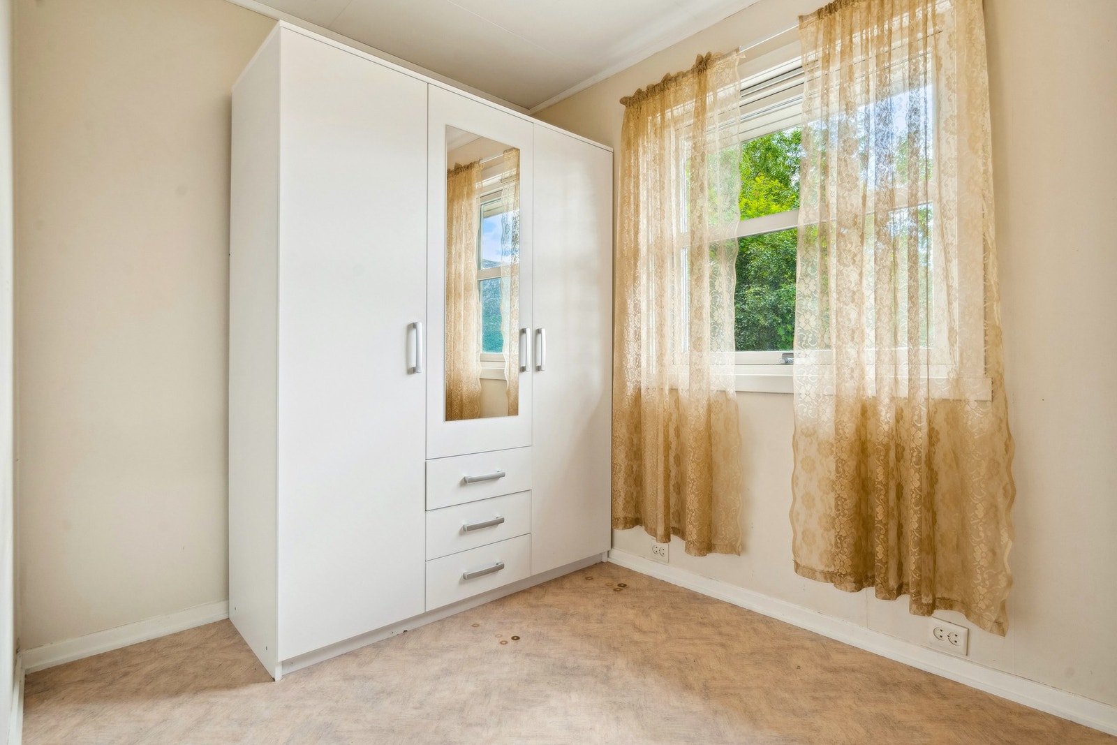 Soverom nummer to. Galleribilde