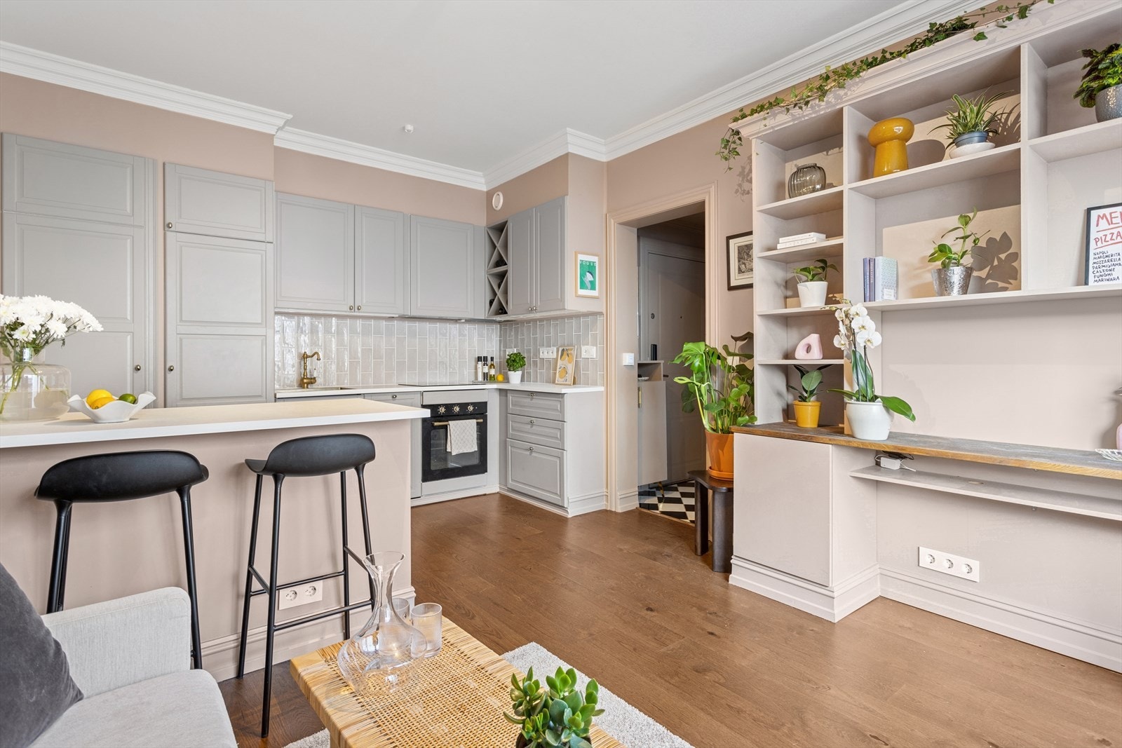 Legg merke til de duse, lekre fargetonene og de smarte, delikate detaljene. Galleribilde