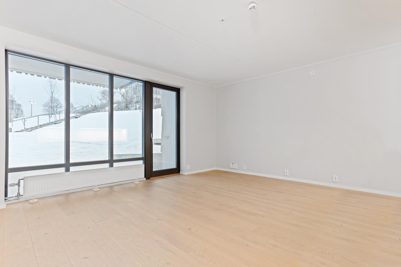 Innbydende stue med gode mblerinsmuligheter Galleribilde