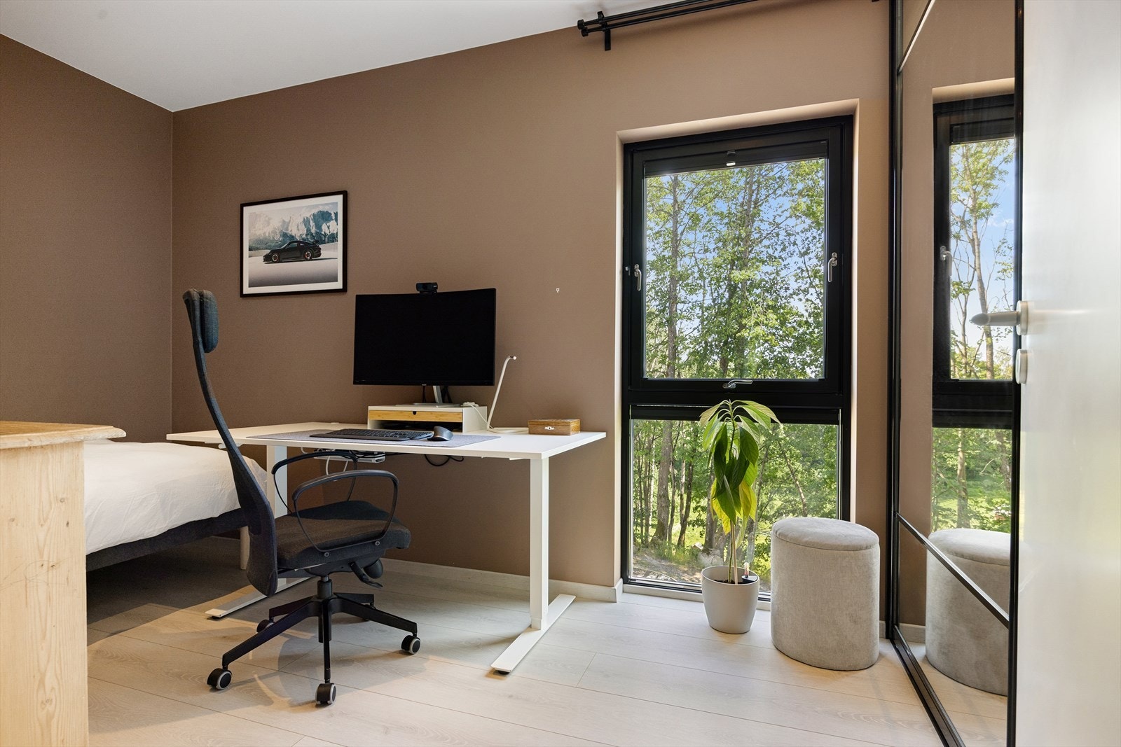 Dette rommet benyttes i dag som kombinert kontor og soveplass. Galleribilde