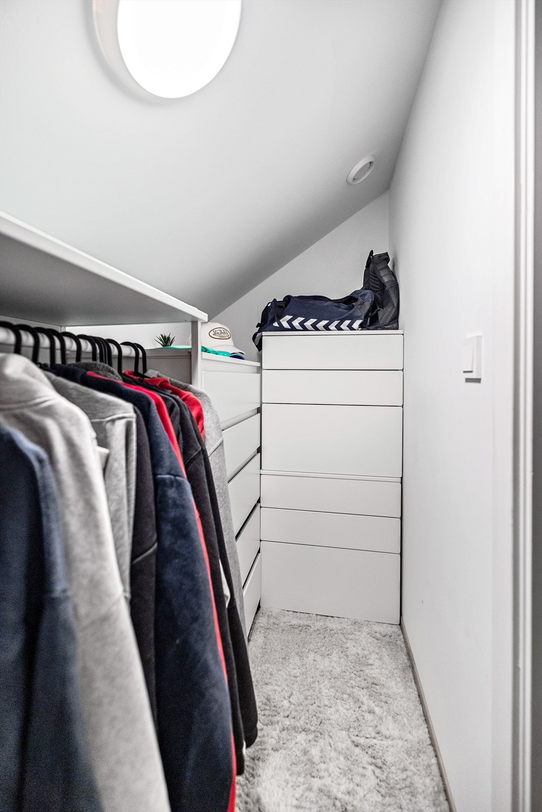 Bod/walk in garderobe. Galleribilde