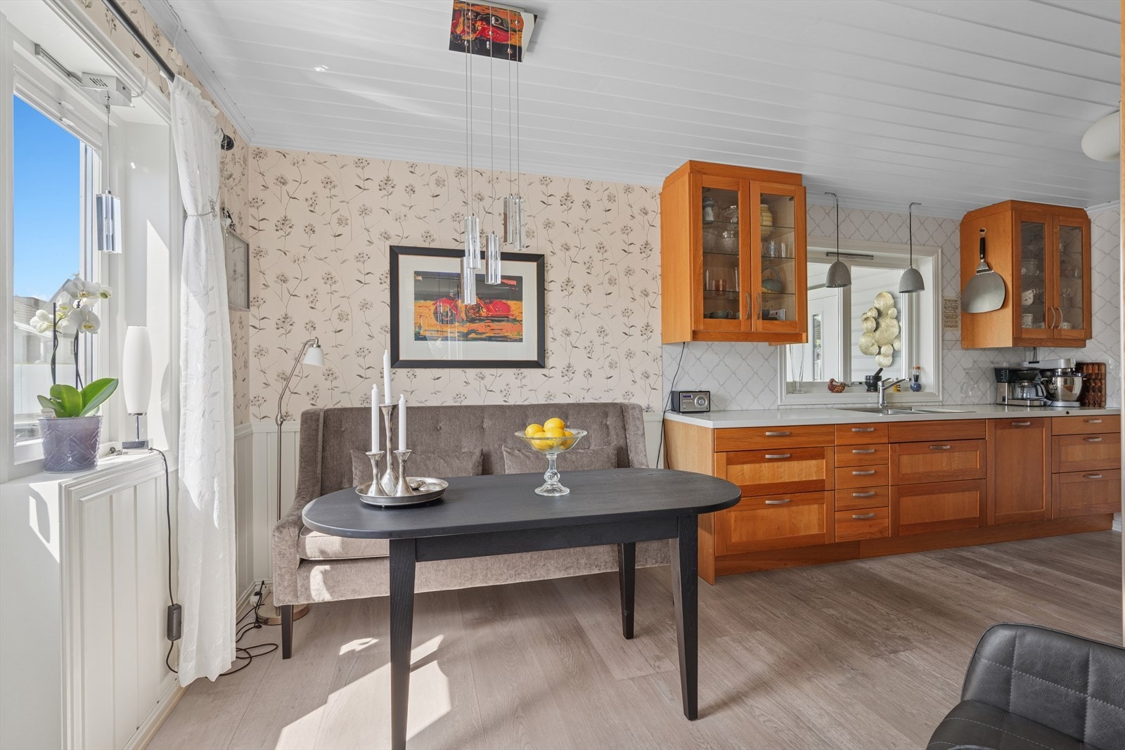 Hyggelig spiseplass. Galleribilde