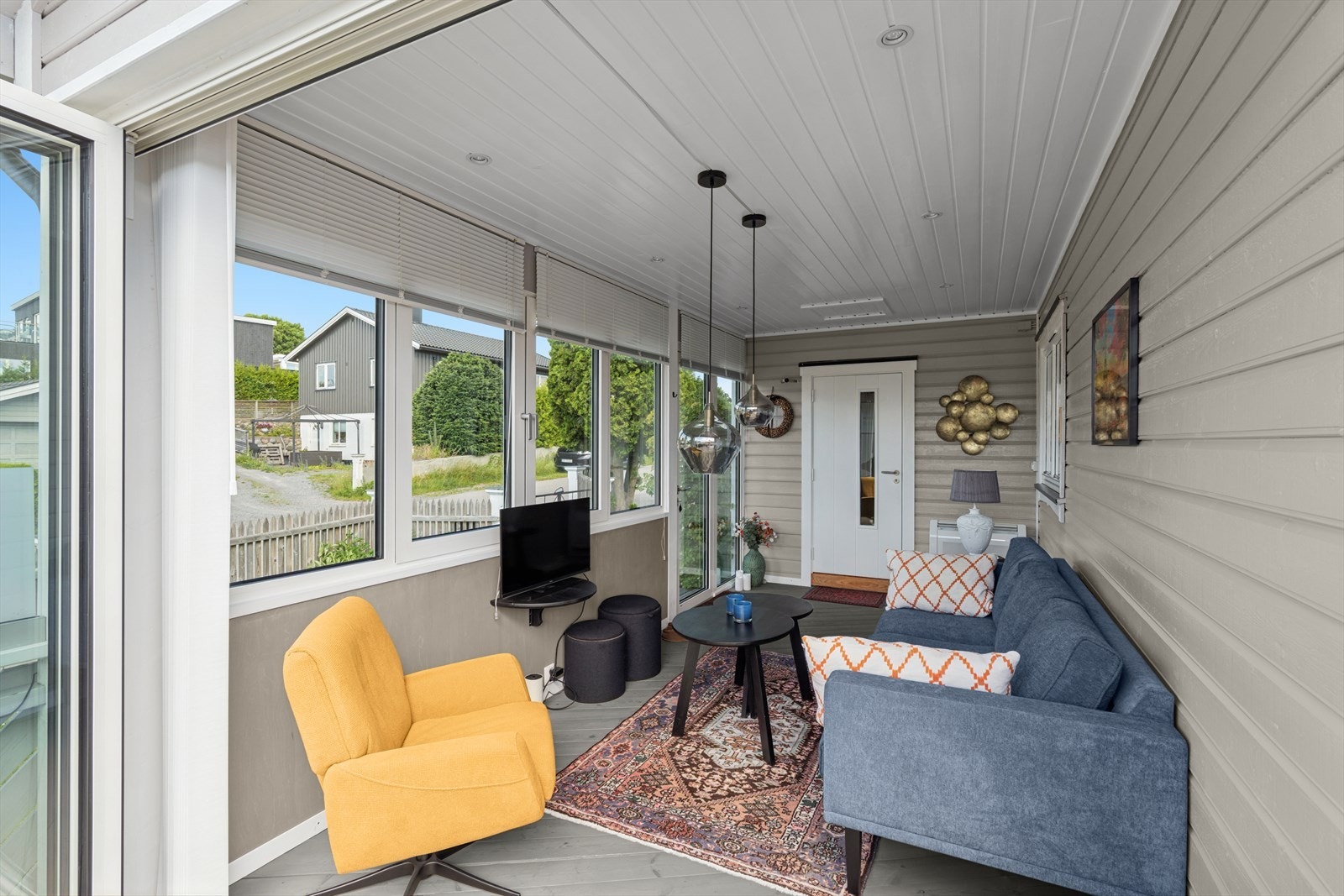 Ekstra stue som kan brukes hele året. Galleribilde