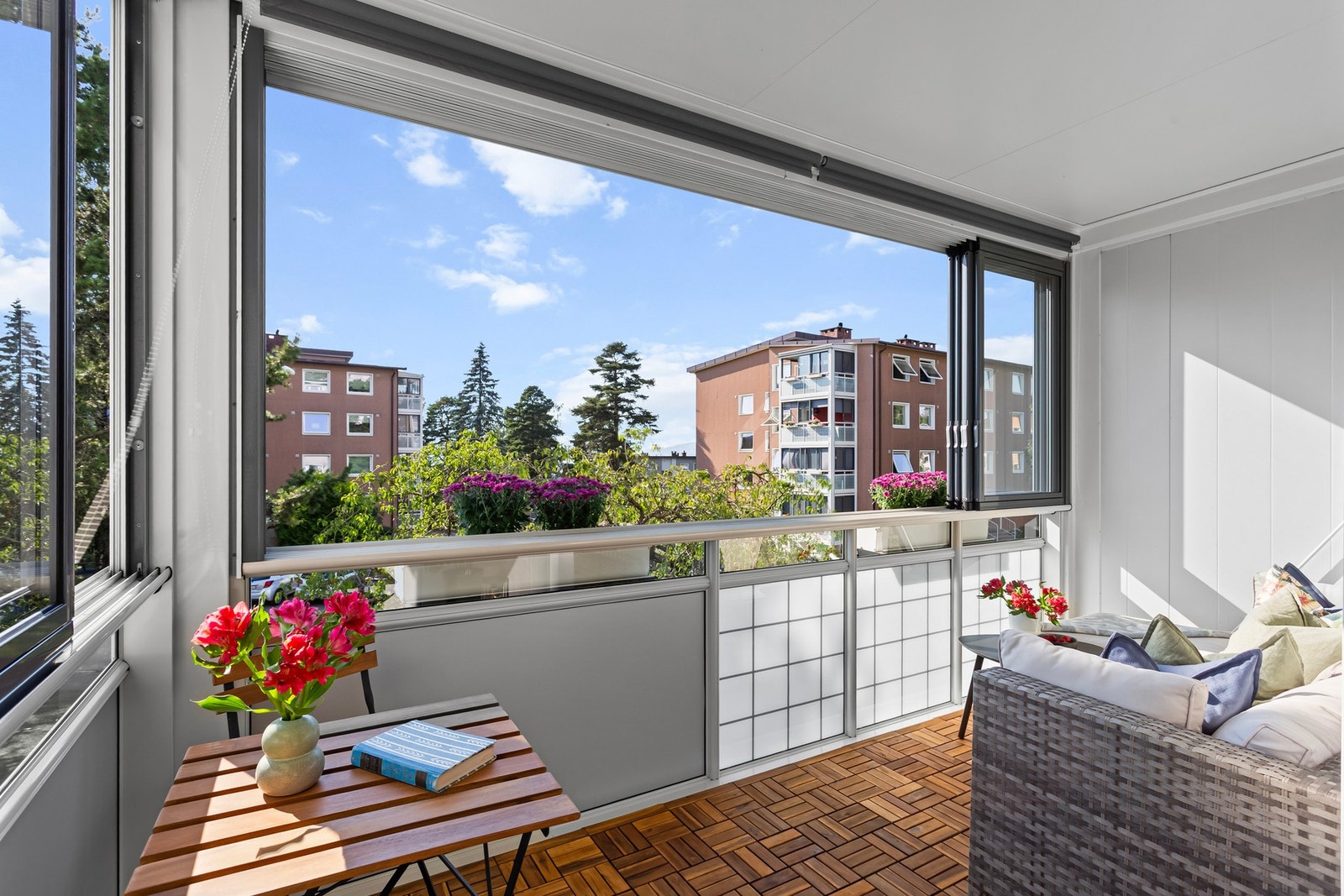 Velkommen til Mekanikerveien 28! Presentert av Privatmeglere Fridtjof Sparbo og Marius Semmerud Berg. Galleribilde