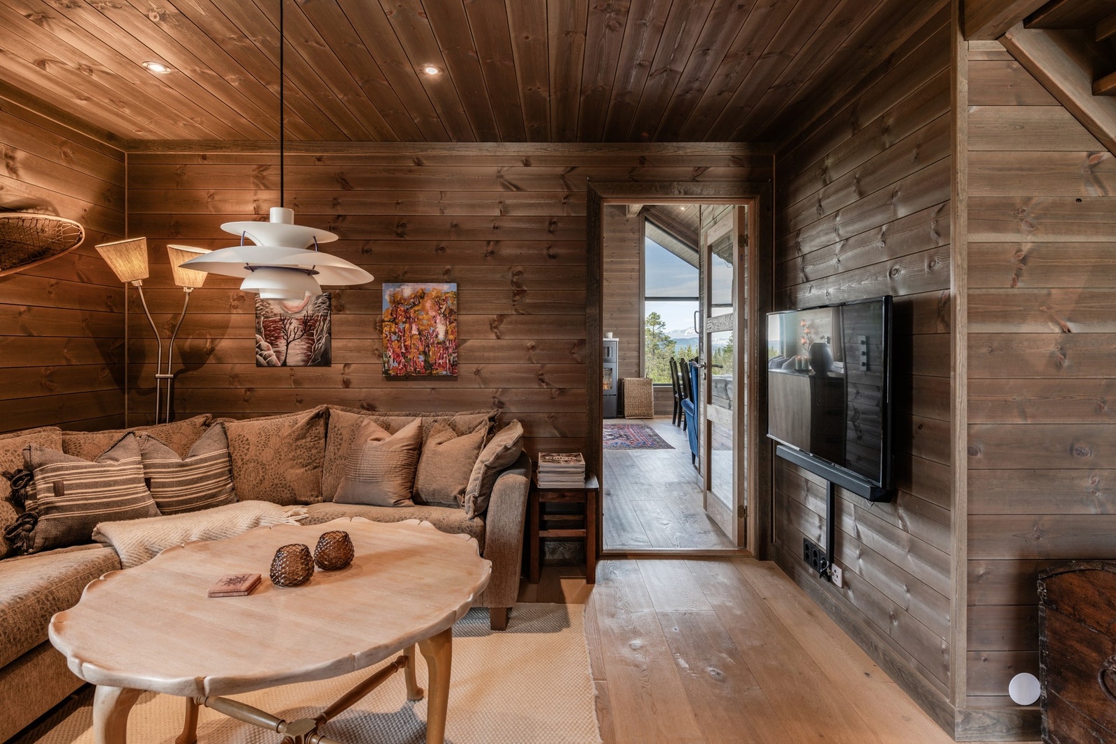 TV-stue med rom for koselig filmkvelder Galleribilde