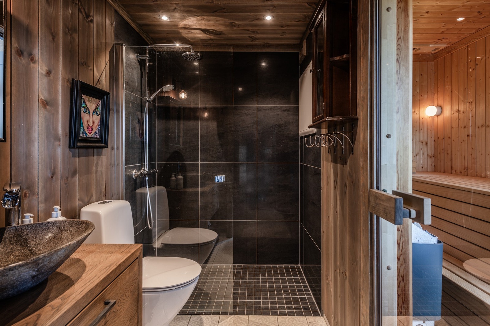 Badet har badstue - hva er vel bedre etter en lang dag i fjellet Galleribilde